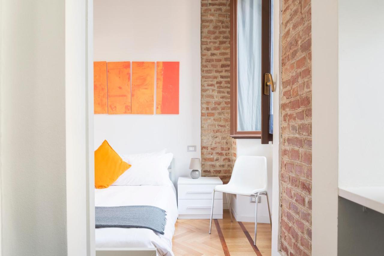 Heart Milan Apartments Duomo Colonne Exterior photo